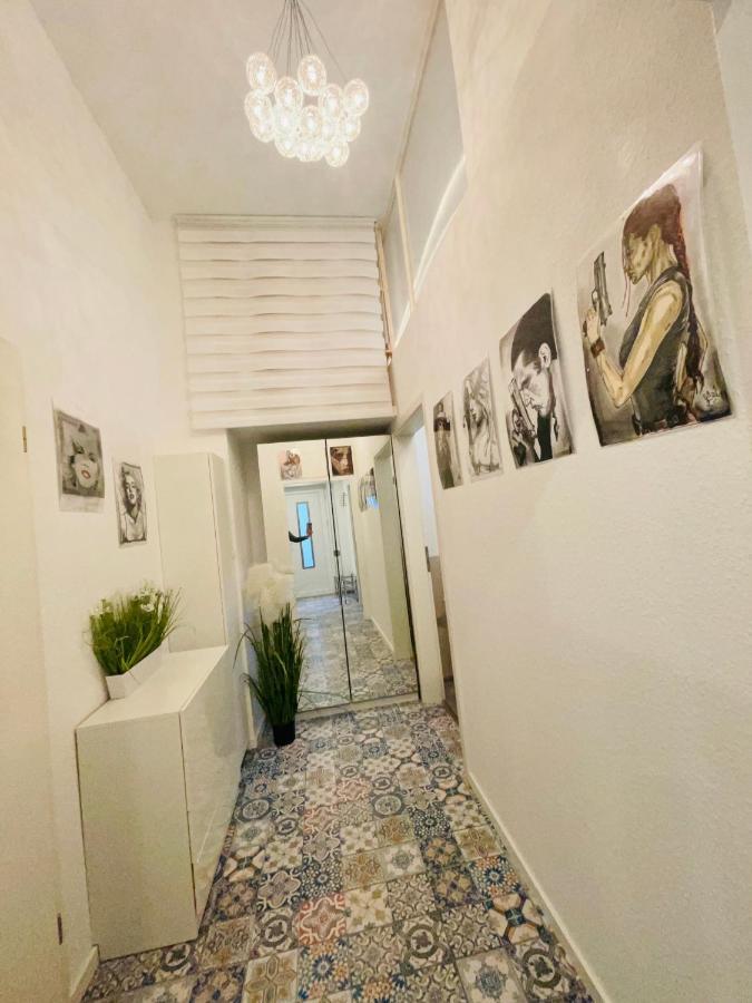2 Room Galerie Einliegerwohnung In Rheinstetten, Messe Naehe, Rollstuhlfahrer Geeignet Luaran gambar
